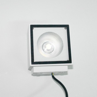 Светодиодный светильник AURA LWA0150A WH 3200K 10W IP54